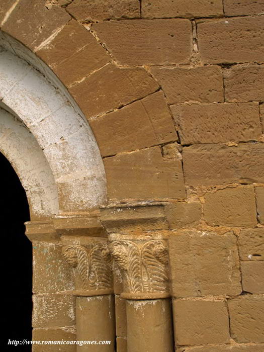 ARQUIVOLTA EXTERIOR, TOSCAMENTE ACABADA